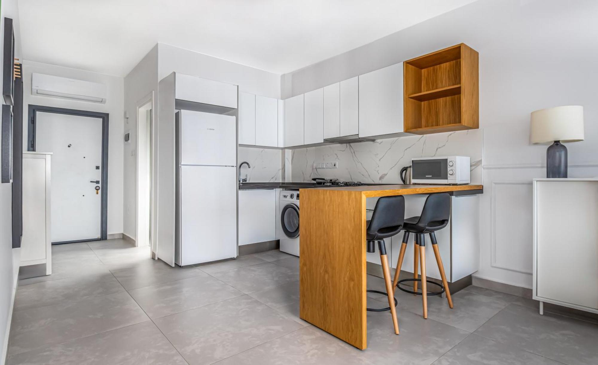 Caesar Blue Seaside Luxury Apartments Gastria Exterior photo